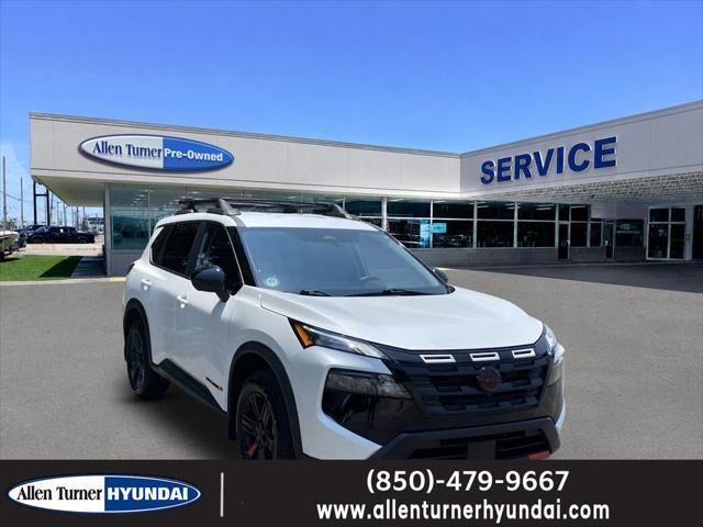 2025 Nissan Rogue Rock Creek — photo 1 of 26
