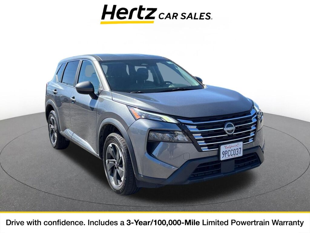 2025 Nissan Rogue SV — photo 1 of 11