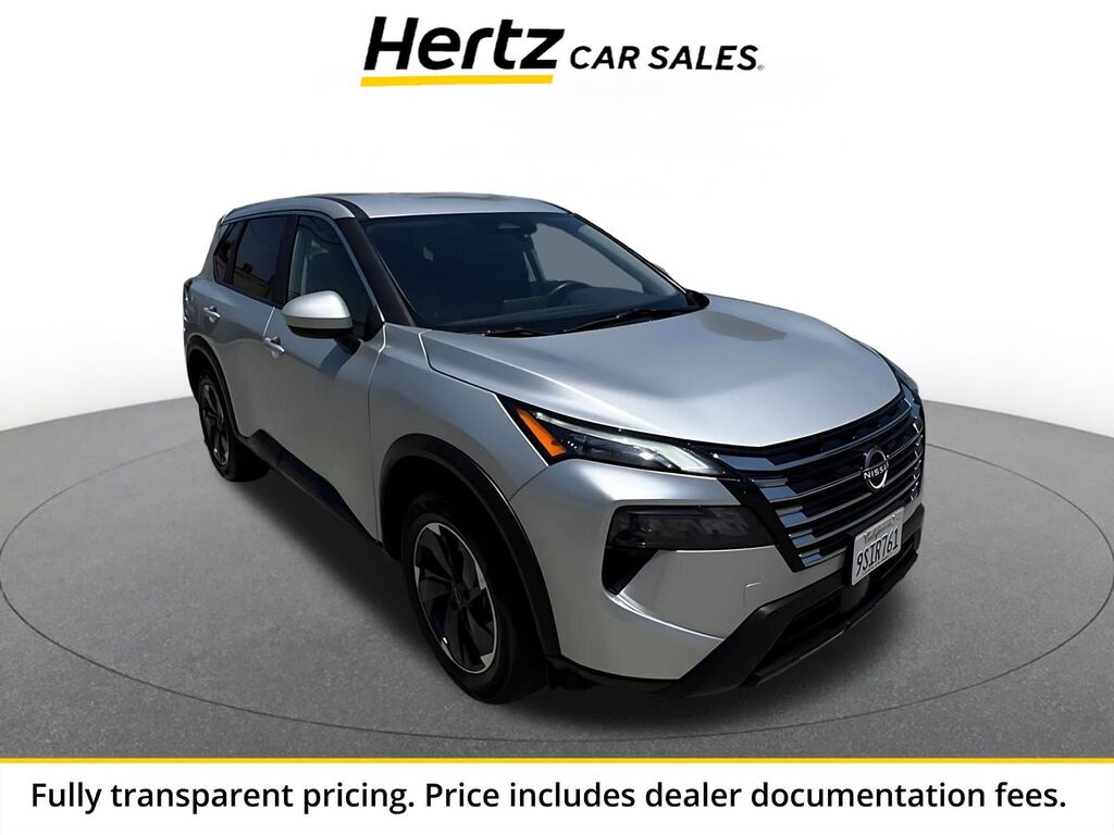 2025 Nissan Rogue SV — photo 1 of 13