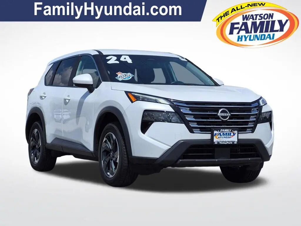 2024 Nissan Rogue SV — photo 1 of 28