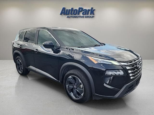 2025 Nissan Rogue SV — photo 1 of 24