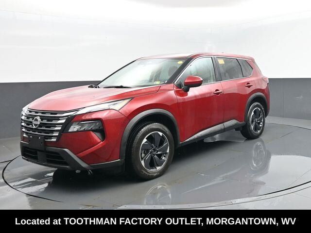 2025 Nissan Rogue SV — photo 1 of 13