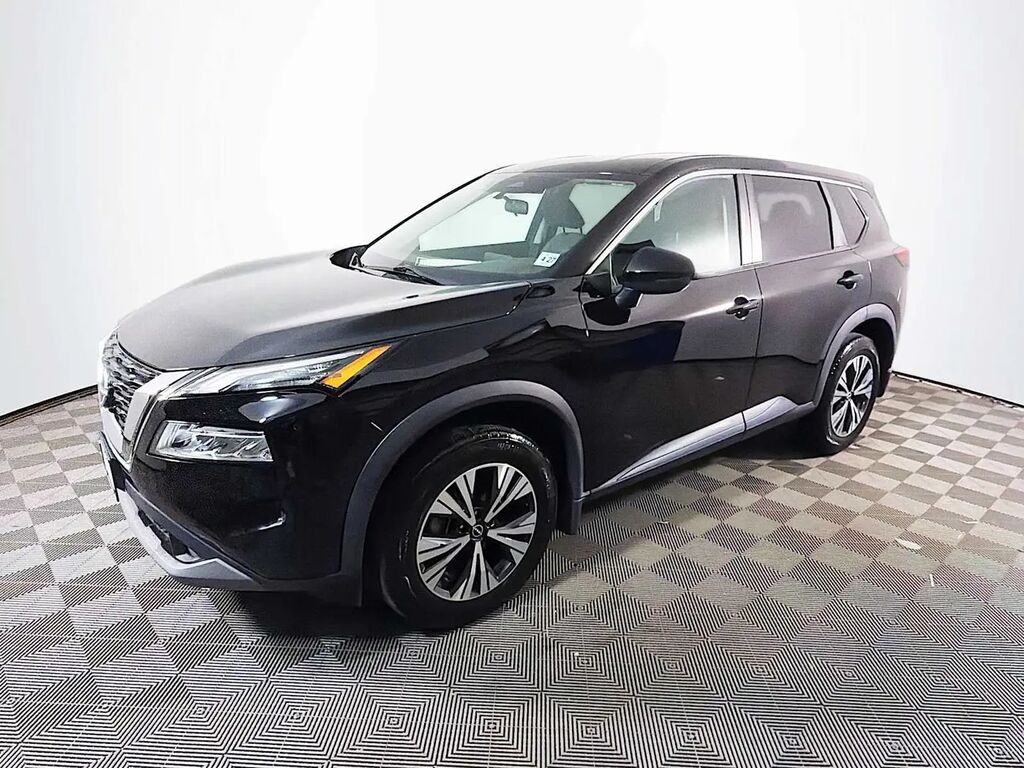 2022 Nissan Rogue SV — photo 1 of 13