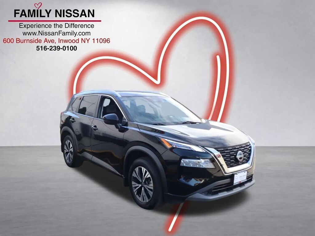 2022 Nissan Rogue SV — photo 1 of 13