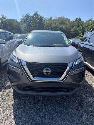 2023 Nissan Rogue SV — photo 1 of 6