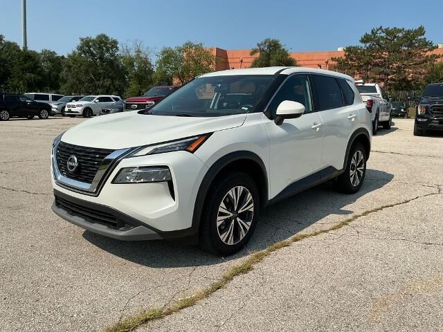 2023 Nissan Rogue SV — photo 1 of 13
