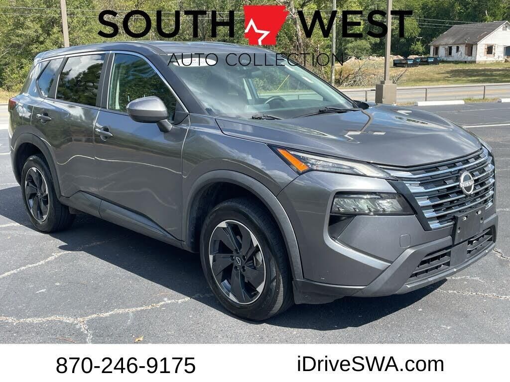 2024 Nissan Rogue SV — photo 1 of 2