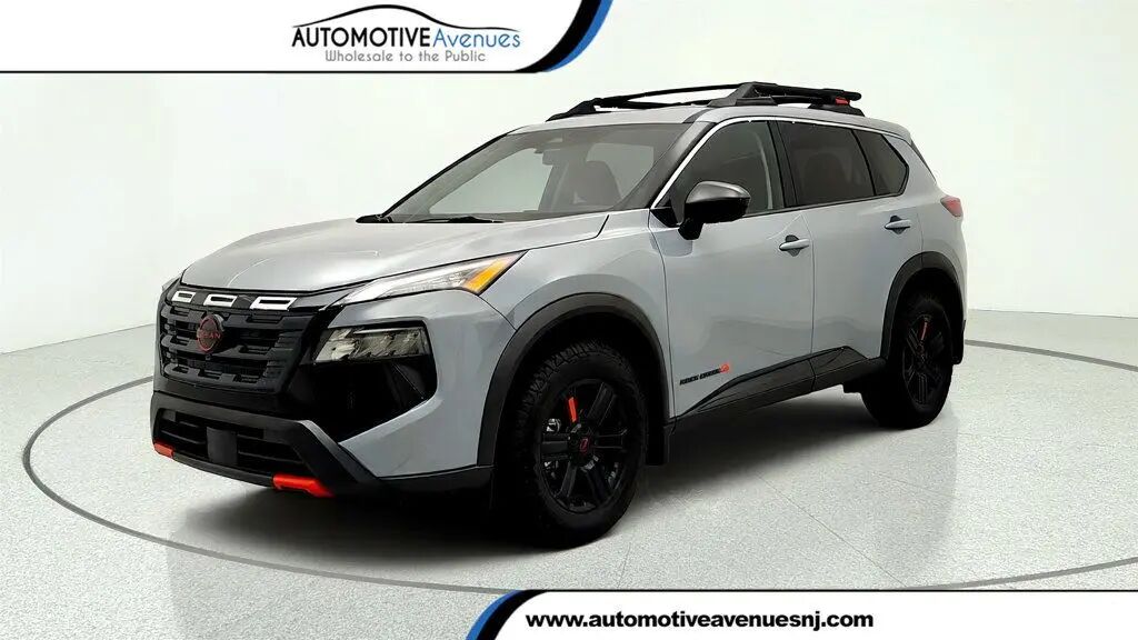 2026 Nissan Rogue SV — photo 1 of 26