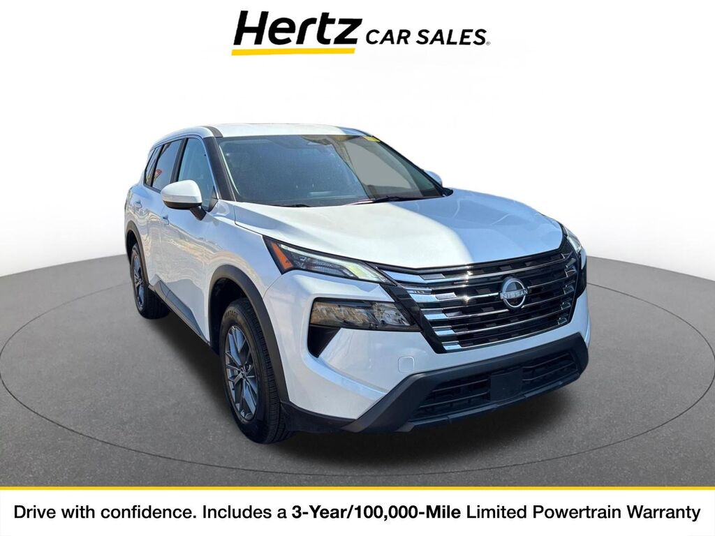 2026 Nissan Rogue SV — photo 1 of 11