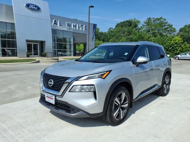 2022 Nissan Rogue SL — photo 1 of 13