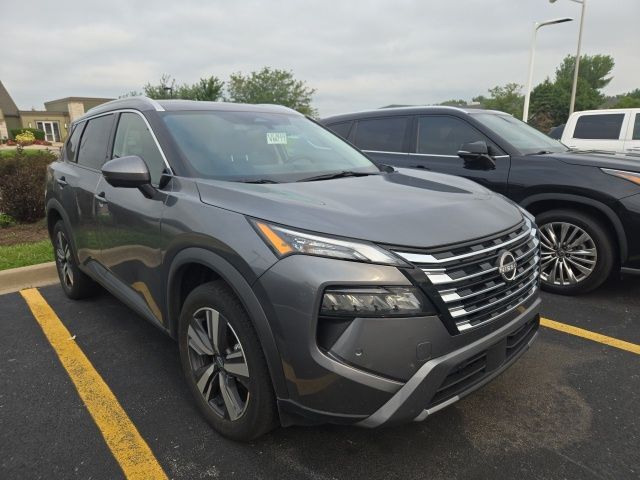 2026 Nissan Rogue SL — photo 1 of 13
