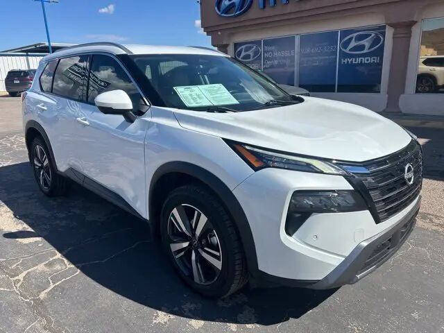 2024 Nissan Rogue SL