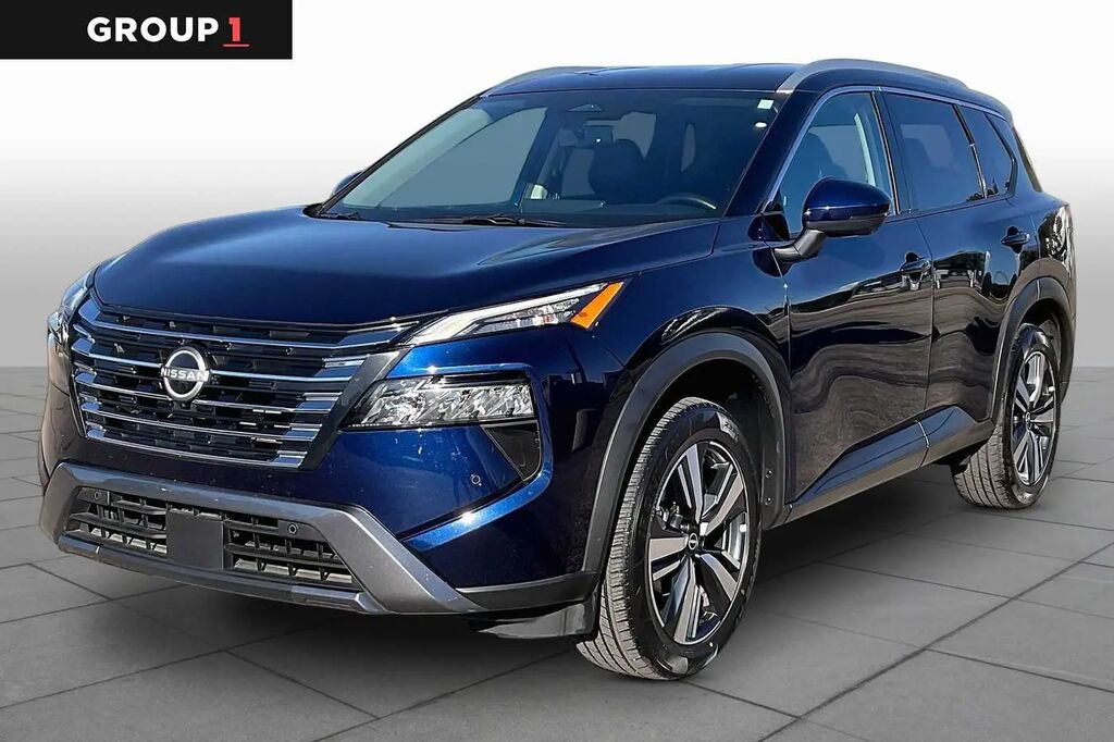2026 Nissan Rogue SL — photo 1 of 13