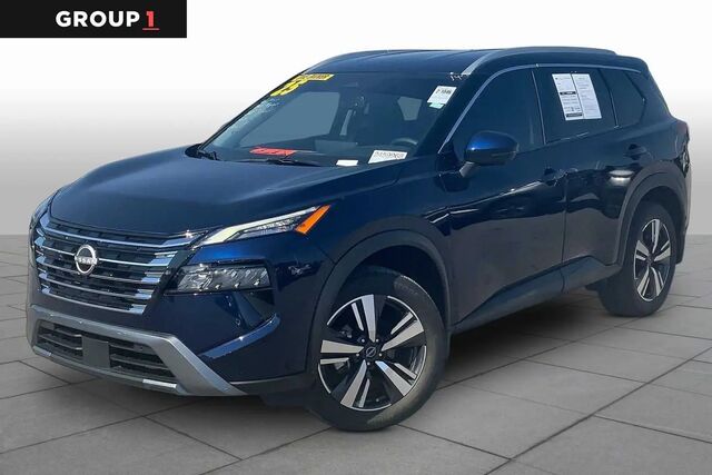 2025 Nissan Rogue SL