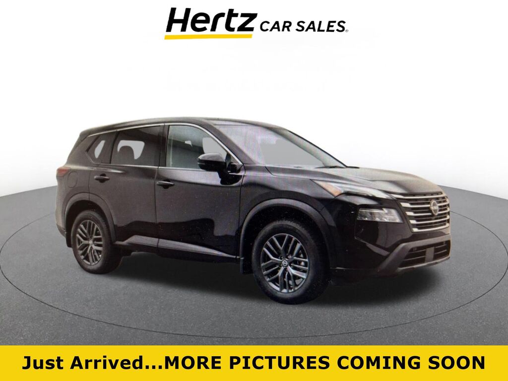 2026 Nissan Rogue SL — photo 1 of 3