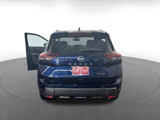 2026 Nissan Rogue SL