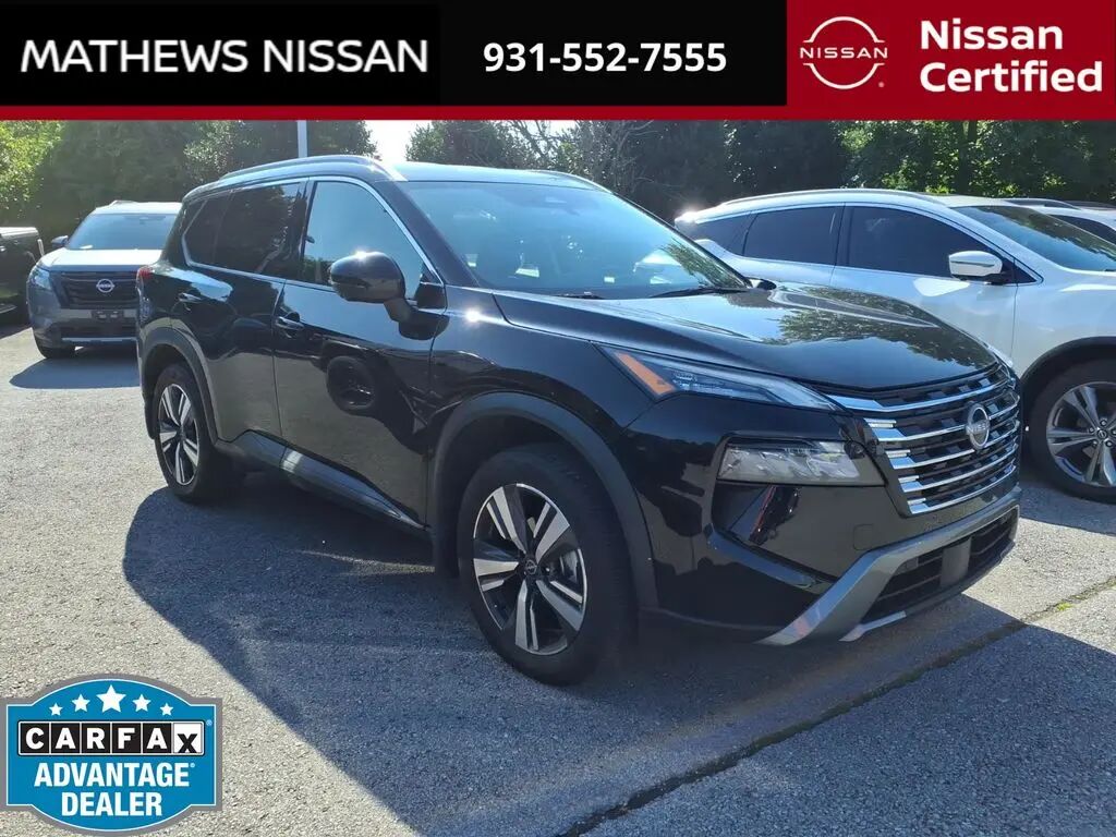 2025 Nissan Rogue SL — photo 1 of 39
