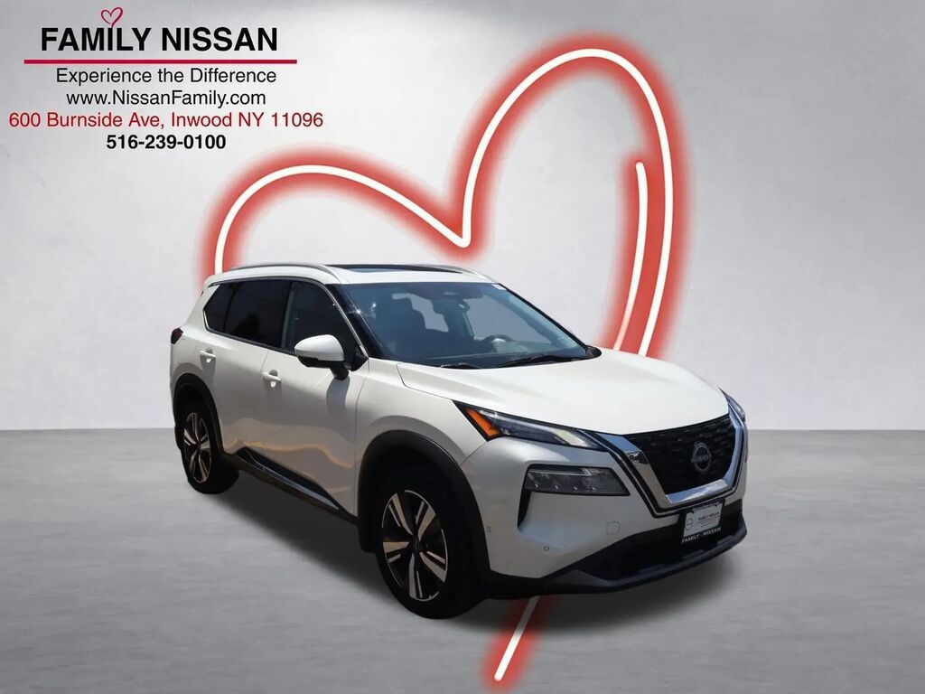 2023 Nissan Rogue SL — photo 1 of 13