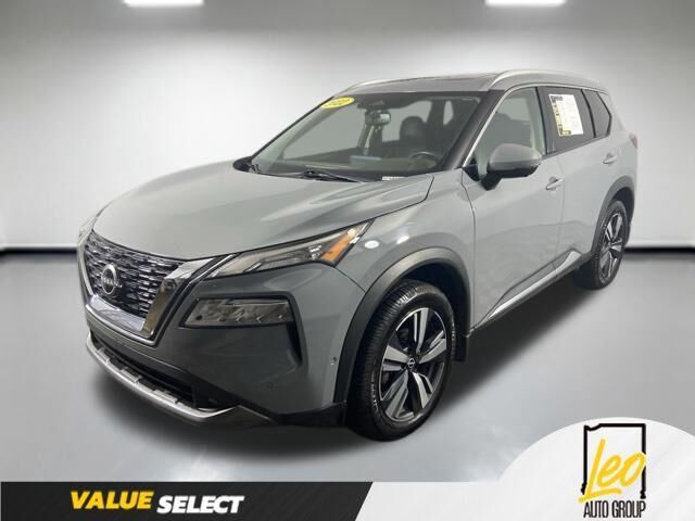 2022 Nissan Rogue SL