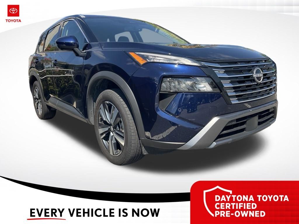 2026 Nissan Rogue SL — photo 1 of 13