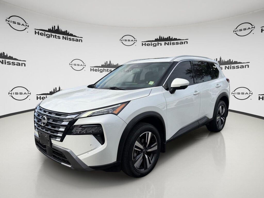 2024 Nissan Rogue SL — photo 1 of 13