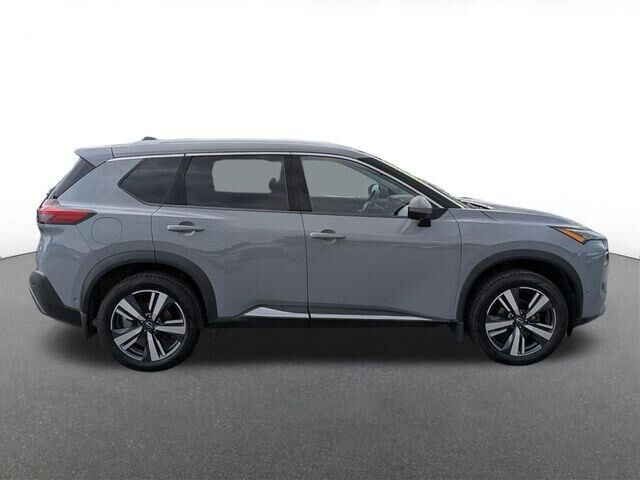 2022 Nissan Rogue SL — photo 1 of 12