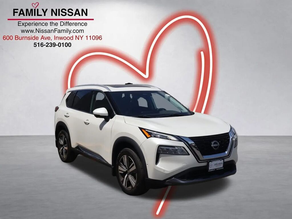 2023 Nissan Rogue SL — photo 1 of 13