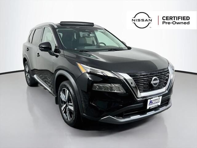 2023 Nissan Rogue SL — photo 1 of 13