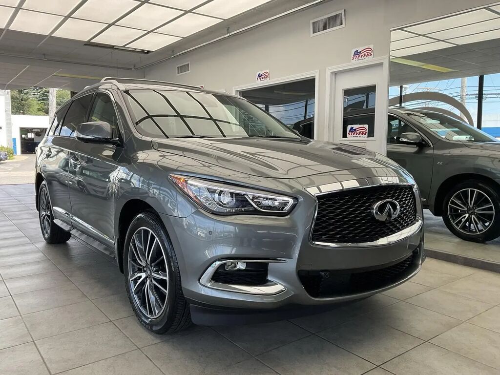 2019 INFINITI QX60 Luxe — photo 1 of 13