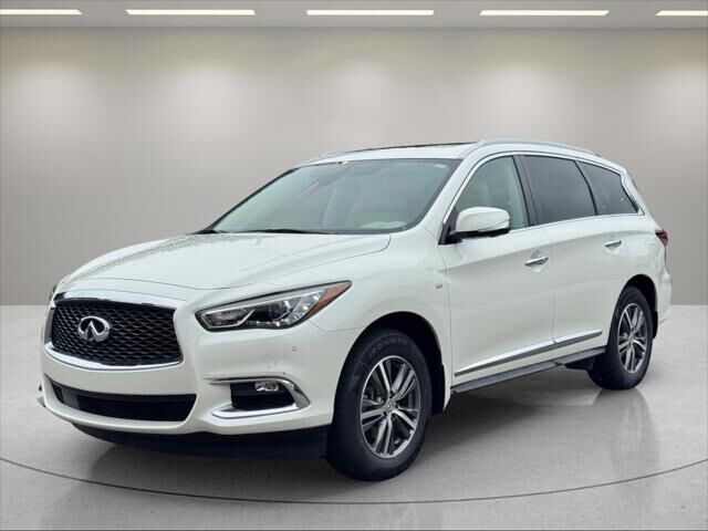 2020 INFINITI QX60 Luxe — photo 1 of 13