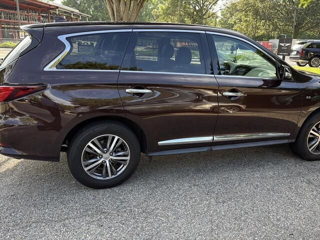 2020 INFINITI QX60 Pure — photo 1 of 8