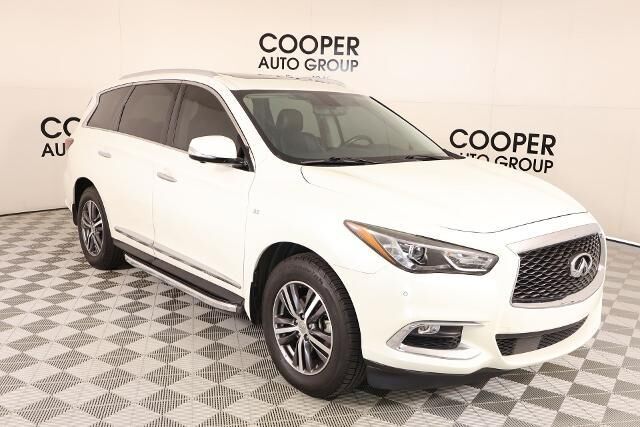 2017 INFINITI QX60 Base — photo 1 of 15
