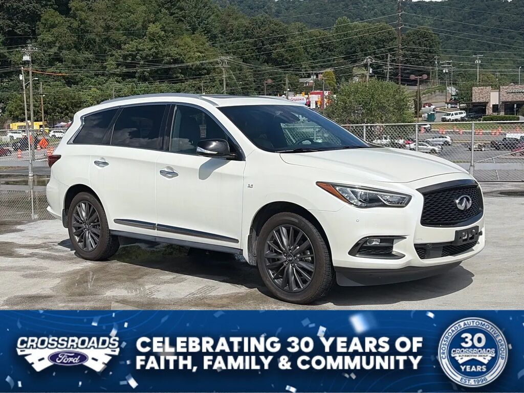 2020 INFINITI QX60 Luxe — photo 1 of 14