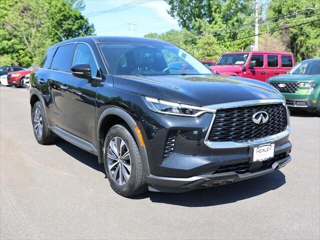 2023 INFINITI QX60 Pure