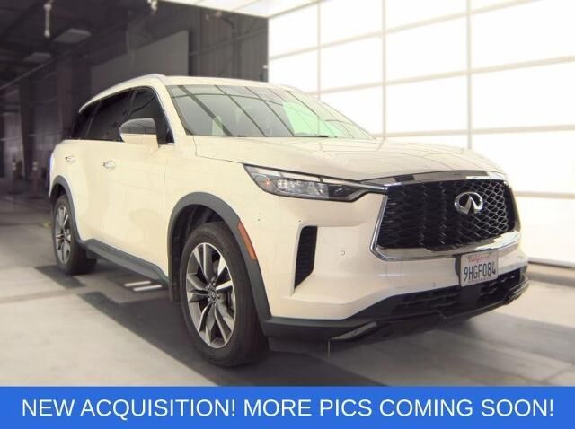 2023 INFINITI QX60 Luxe
