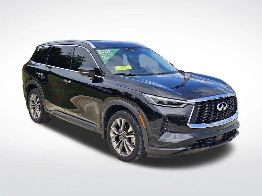 2023 INFINITI QX60 Luxe — photo 1 of 26