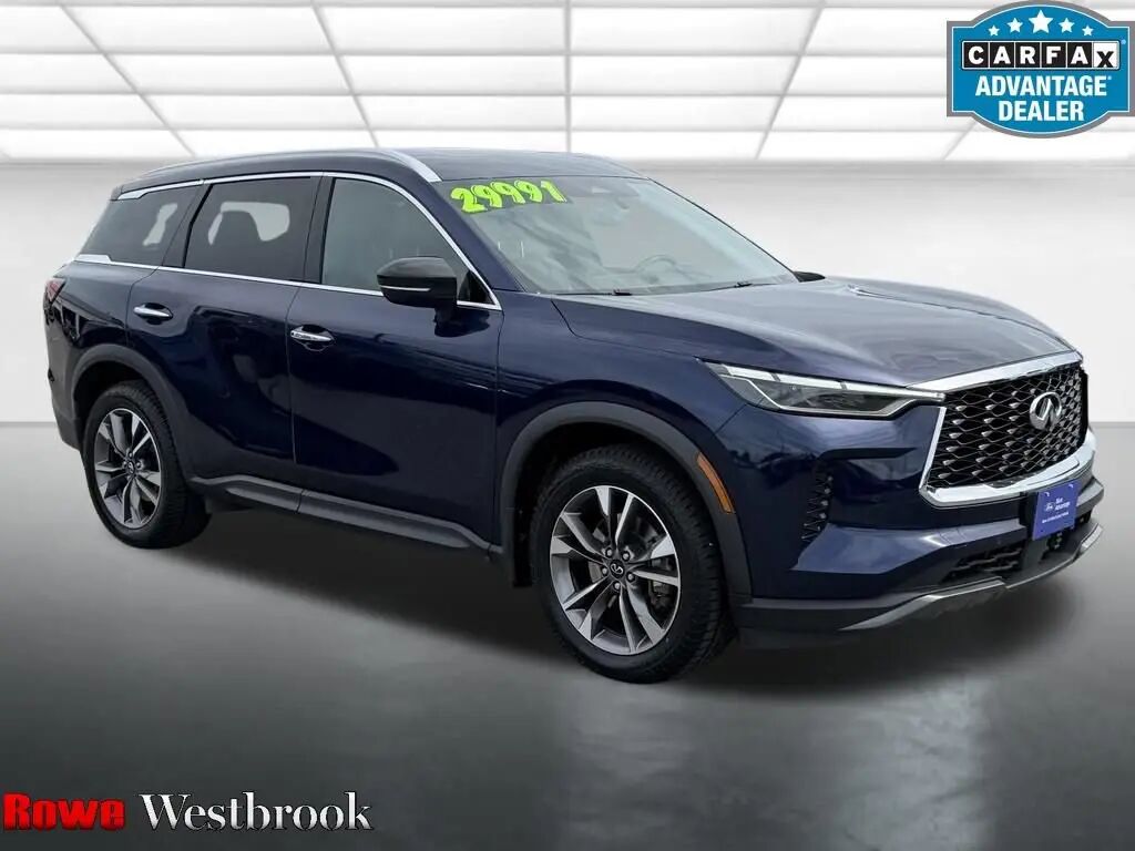 2022 INFINITI QX60 Luxe — photo 1 of 18