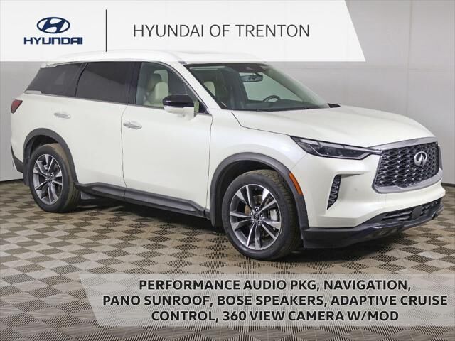 2023 INFINITI QX60 Luxe — photo 1 of 11