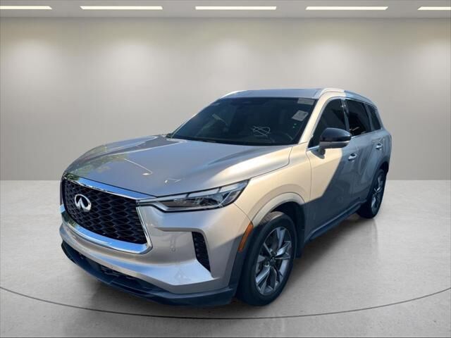 2023 INFINITI QX60 Luxe — photo 1 of 13