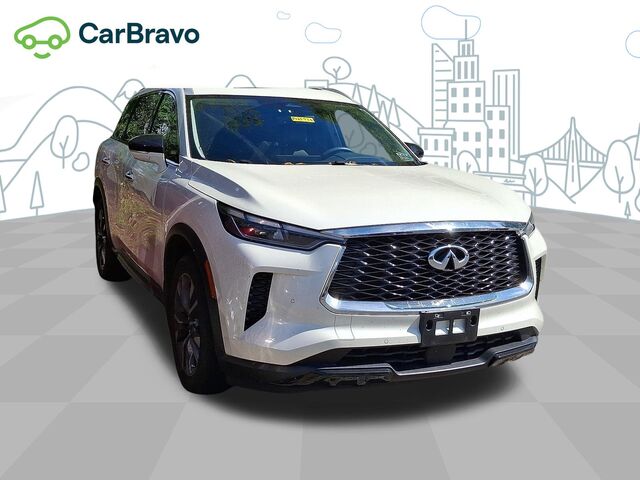 2023 INFINITI QX60 LUXE