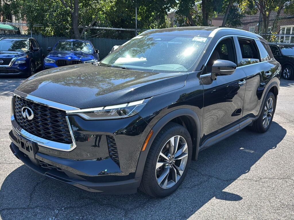 2024 INFINITI QX60 LUXE — photo 1 of 13