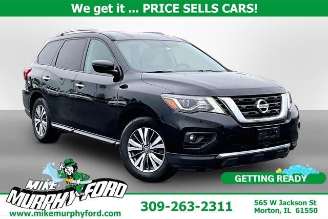 2020 Nissan Pathfinder SV — photo 1 of 25