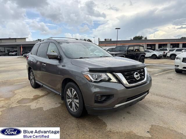 2020 Nissan Pathfinder SL