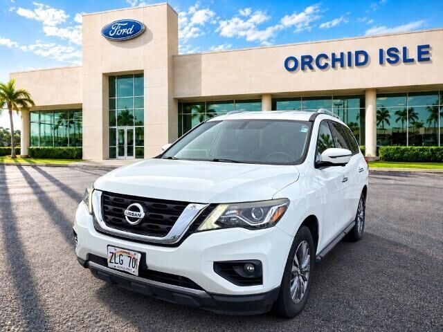 2020 Nissan Pathfinder SL