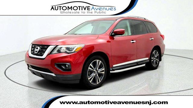 2017 Nissan Pathfinder Platinum