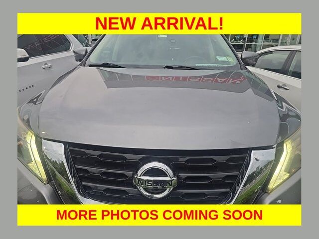 2019 Nissan Pathfinder SL