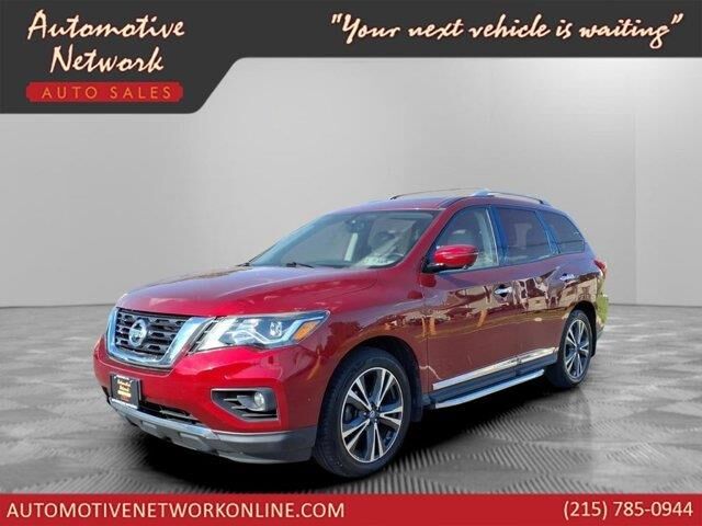 2019 Nissan Pathfinder S — photo 1 of 40
