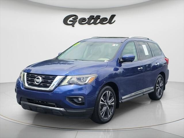 2017 Nissan Pathfinder Platinum