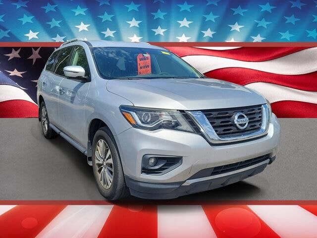 2019 Nissan Pathfinder S