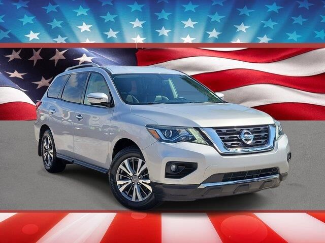 2019 Nissan Pathfinder S